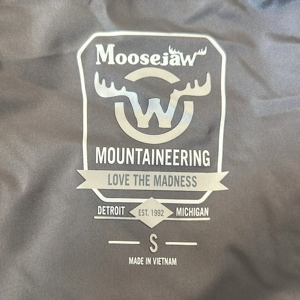 Moosejaw used excellent